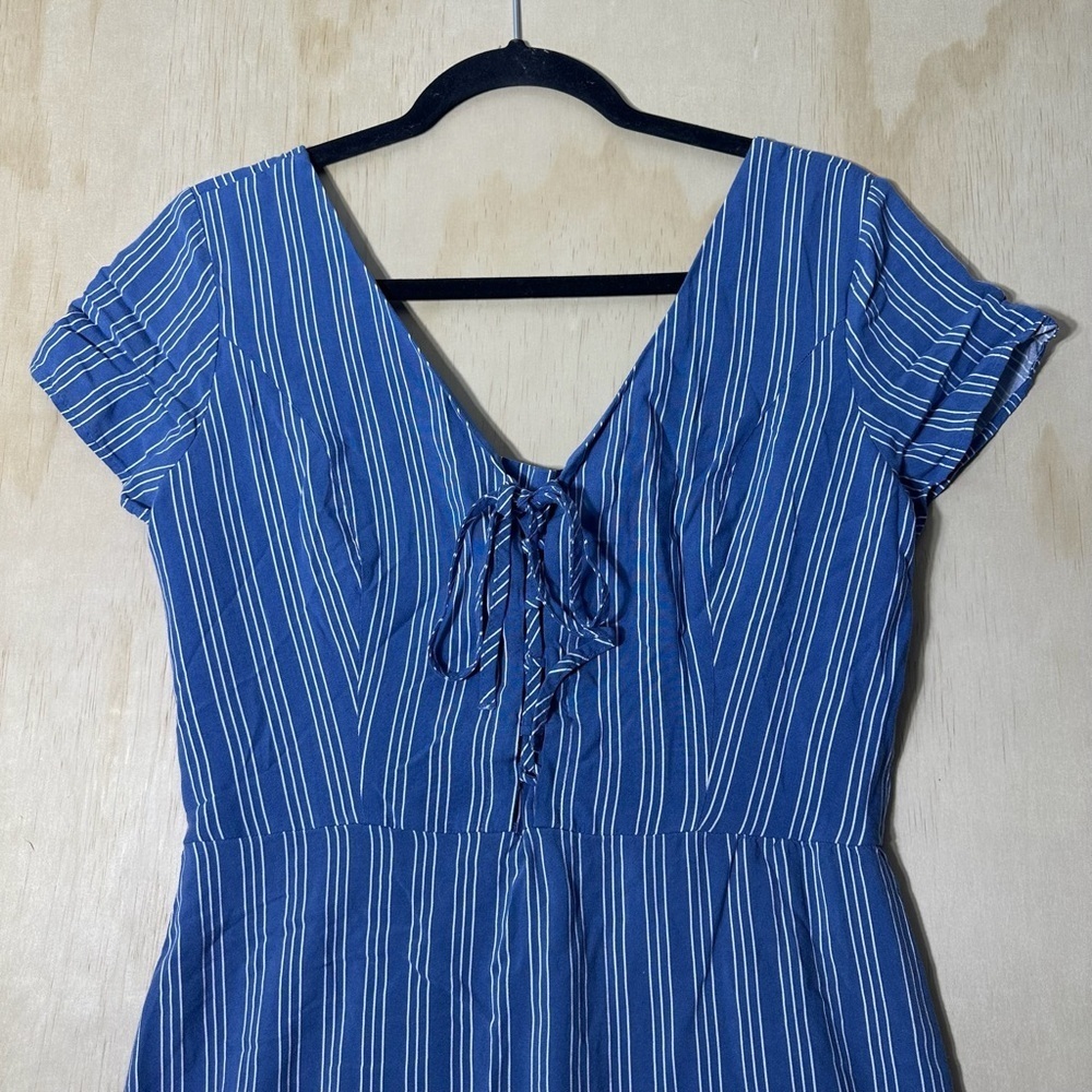 Hollister California Blue White Stripe Stretch Dress Size Large - Picture 2 of 10